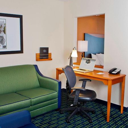 Fairfield Inn & Suites By Marriott Memphis East Galleria Buitenkant foto